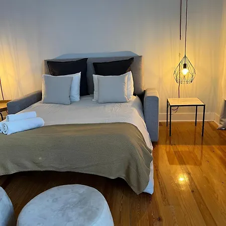 Apartamento Com Varanda E Vista No Centro De شقة *